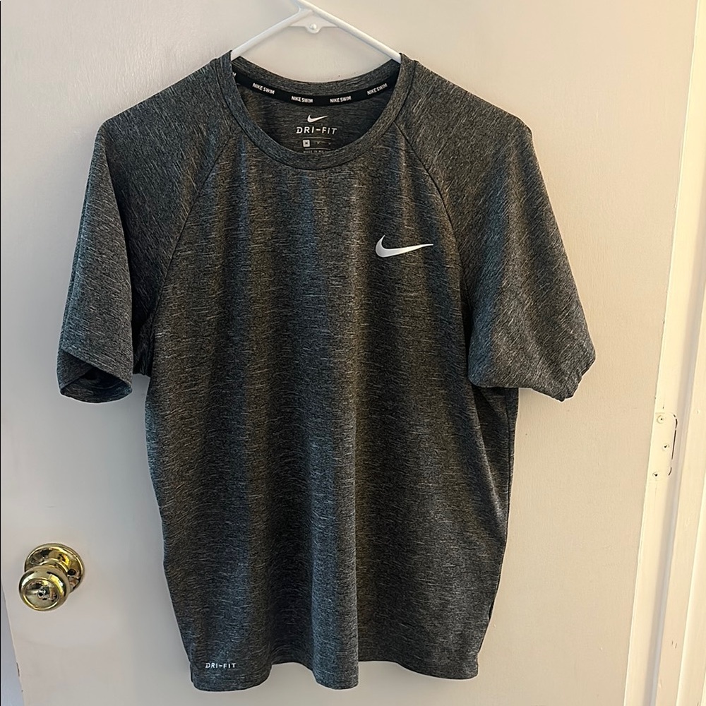 Nike Men's Gray Dri-FIT Shirt